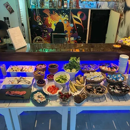 La Bella Кушадасы