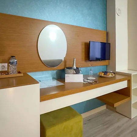 Отель La Bella 3*