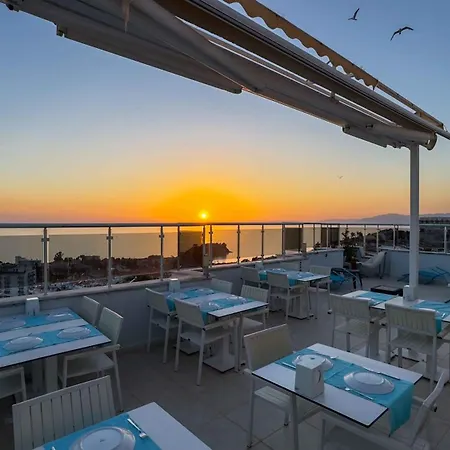 Отель La Bella Кушадасы