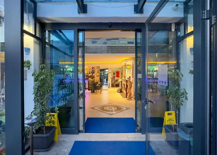 Hotel La Bella